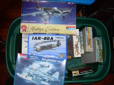 Estate sale 1/48 scale aircraft kits, View more