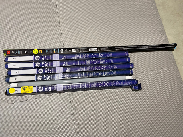 Light bulbs65192923628802121