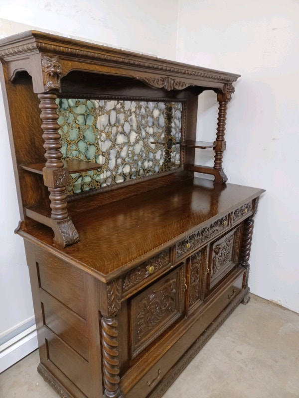 LATE 1800'S WALNUT JACOBEAN STYLE BREAK FRONT / SIDEBOARD Hutches