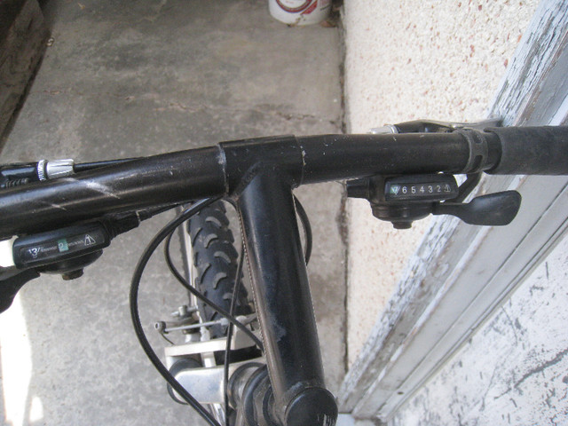 SPECIALIZED ROCKHOPPER in need of repair in Mountain in Regina - Image 3