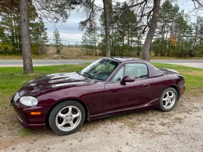 Very collectible vintage Miata. Just out of winter storage, safety certificate (until June 25th), ex...