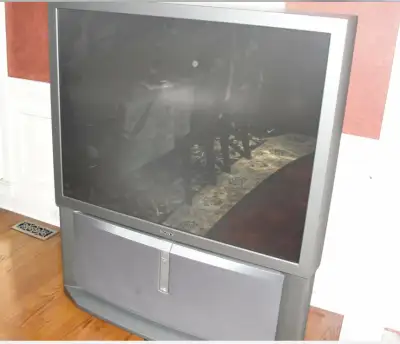Televisions TV - Sony  - Excellent Condition, View more