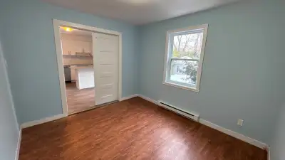 1 650 $ / mois Disponible dès le 1er mars Rez-de-chaussée | Immeuble calme Magnifique logement entiè...