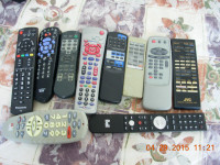 6 telecommandes/remotes TV/VCR,Hitachi,JVC,Star Choice