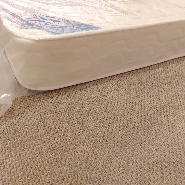 All sizes Mattress  ALL SIZES SOMMIER  CASH ON delivery  dans Lits et matelas  à Ville de Québec - Image 2