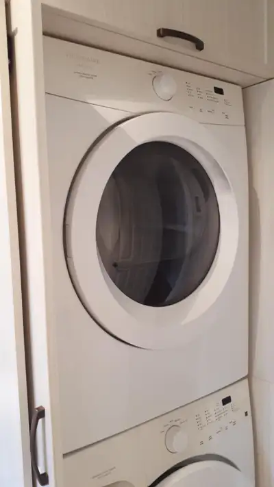 Sécheuse Marque Frigidaire, View more