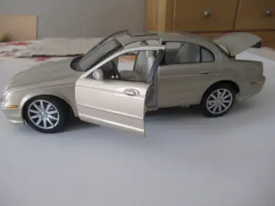 Cars - 4 metal cars...doors open...all in good shape, View more