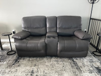Reclining Love Seat with Console 