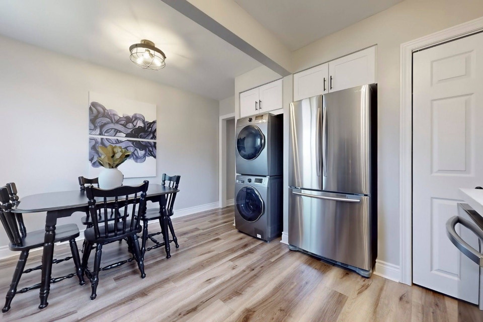 3 Bed, 1 Bath with Garage Main Floor Unit for Lease 4