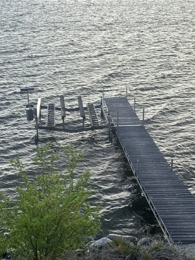 6500lb Hydraulic Boat Lift in Other in Regina - Image 2