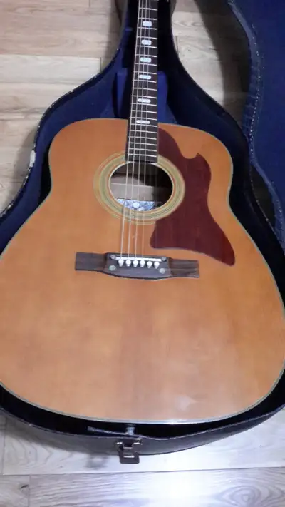 Rare vintage old Saturn acoustic guitar  Japan model 605, View more