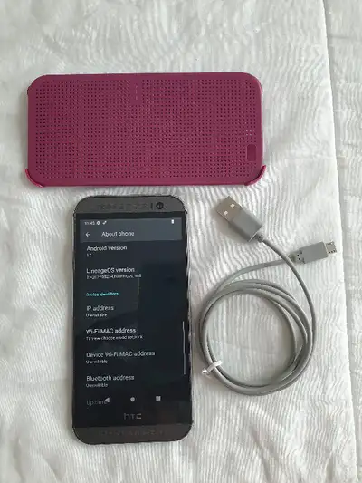 Up for sale is HTC one M8 (32GB) locked to Rogers or Fido. Phone and Battery is in excellent conditi...