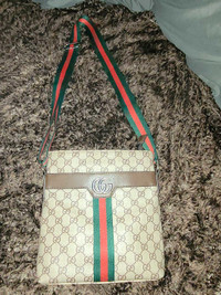 Gucci bag messenger 