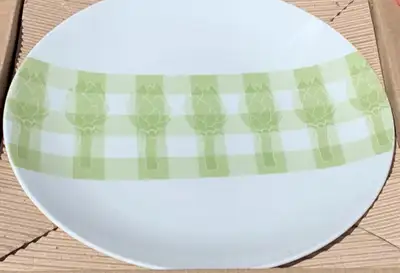 NEW Artichoke Dinner Plates Set of 4 in box , View more