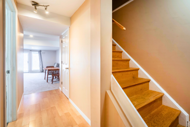 For Rent - Bachelors and 1 Bath in Long Term Rentals in Kitchener / Waterloo - Image 7