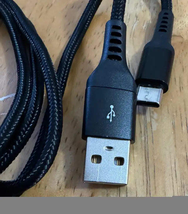 USB Wall charger and USB-C charging cable in Cables & Connectors in Mississauga / Peel Region - Image 3