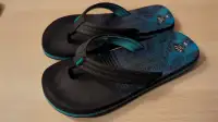 Reef size 4/5 Flip Flop Sandals 