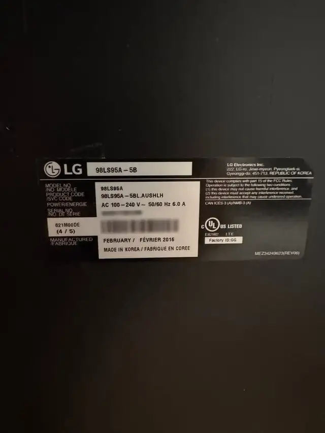 98" LG 4K UHD Signage - Home Theatre. Stand included! in TVs in Ottawa - Image 4