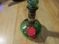 Captain's TABLE Canadian Whiskey Bottle Cork McGuiness Vintage