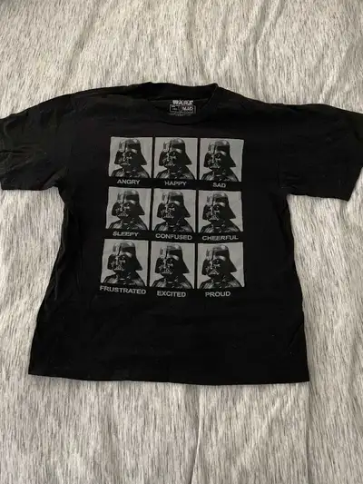 Darth Vader t shirt from Disneyland. Used Size L Youth