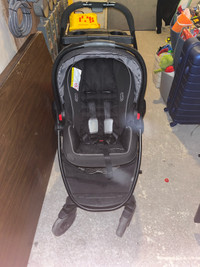 Graco Dayton travel system with car seat