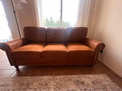 • Clean and well maintained • No tears or major stains • Comfortable and sturdy One of the legs is s...