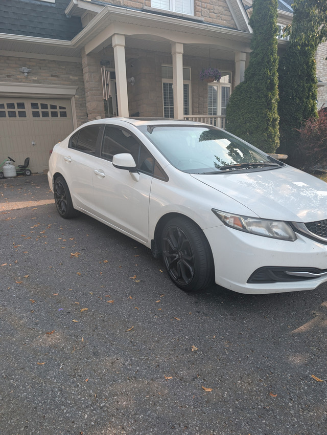 2013 Honda civic ex in Cars & Trucks in Oshawa / Durham Region - Image 2