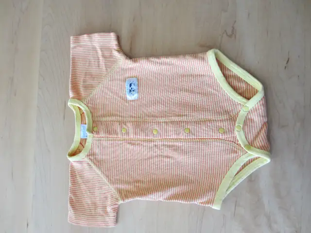Cache-couche unisexe 3-6 mois (c53) in Clothing - 3-6 Months in City of Montréal - Image 4