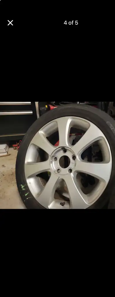 18” rims off 2012 Hyundai Elantra 1 rims is bent slightly tires on rims are crap but rim is good