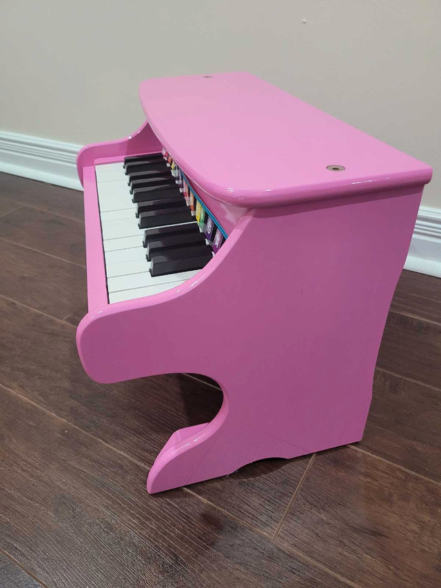 Melissa & Doug Learn-to-Play Pink Piano in Toys & Games in Gatineau - Image 2