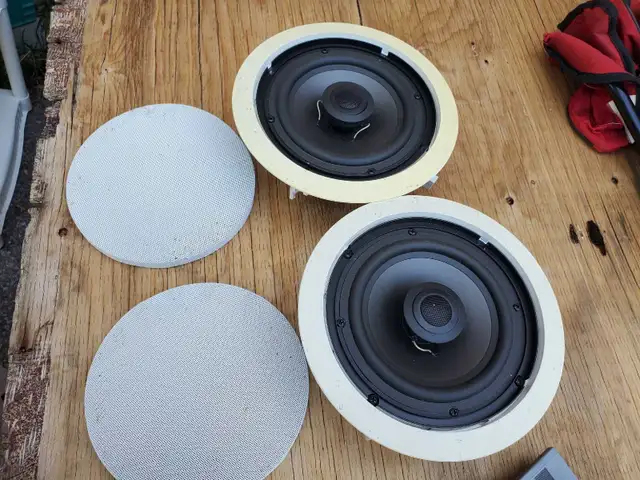 In Wall Speakers in Speakers in Markham / York Region - Image 2