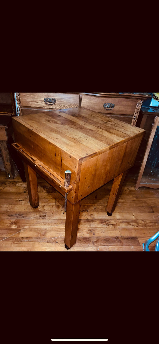 Butchers table  in Other in Owen Sound