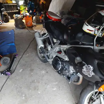 1997 SuzukiTl 1000s for sale needs back breaks besides the it drives and runs could use a tune u jus...