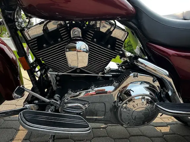 2008 Harley Davidson FLHX Street Glide in Touring in Winnipeg - Image 5