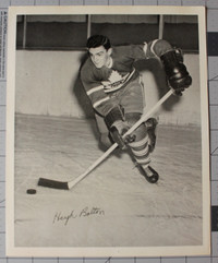 1945-54 Quaker Oats Hockey Photo NHL Hugh Bolton Maple Leafs