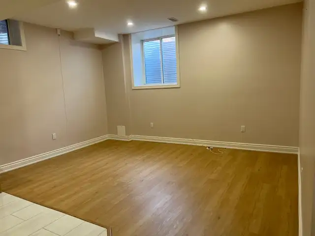 FULLY SEPARATE- 2 BEDROOMS  ENSUITE 1 WASHROOM- FOR RENT.