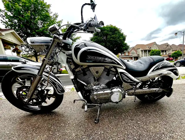 Victory Ness Jackpot – Anniversary Edition (2009) in Sport Bikes in Mississauga / Peel Region - Image 6