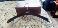 Gucci suit hanger rosewood 