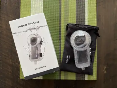 Insta360 X4 Invisible Dive Case, View more