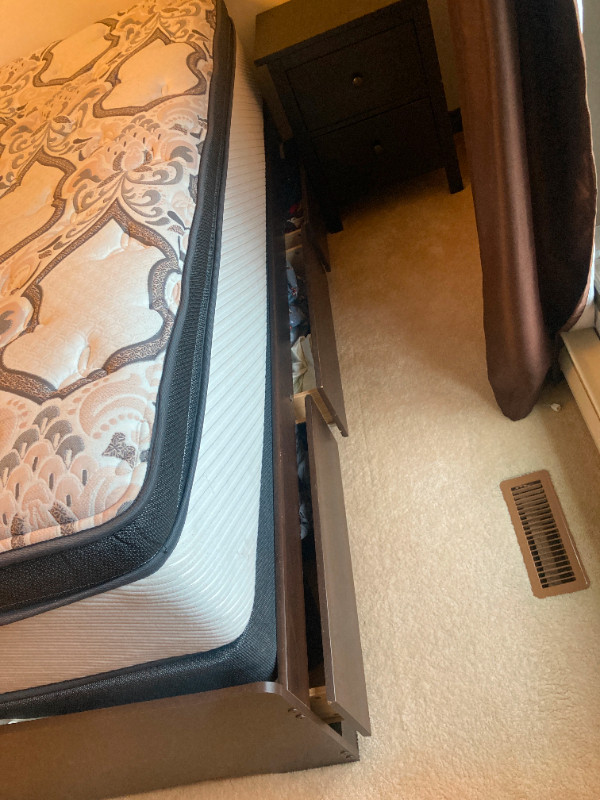 King Size Bed & Set For Sale in Beds & Mattresses in Belleville - Image 2