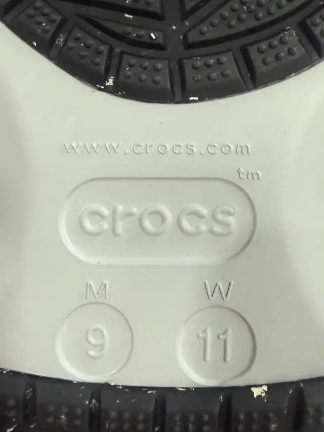 Crocs new Unisex Classic Turbo Clog in Men's Shoes in Oakville / Halton Region - Image 6