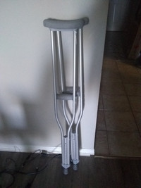 Children's crutches