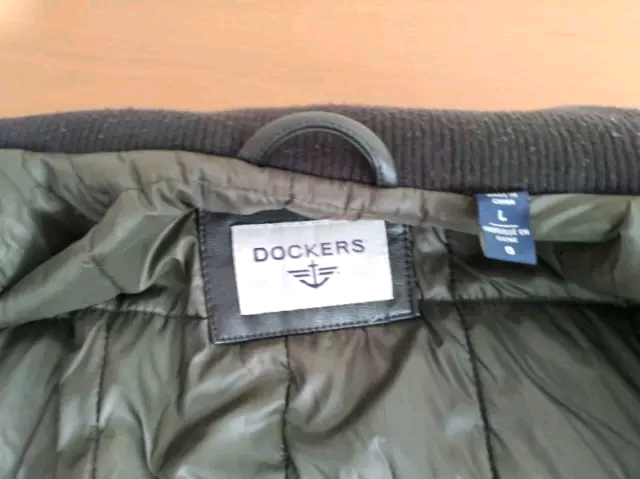 Dockers Men's Leather Winter Fall Jacket - Large in Men's in Calgary - Image 4