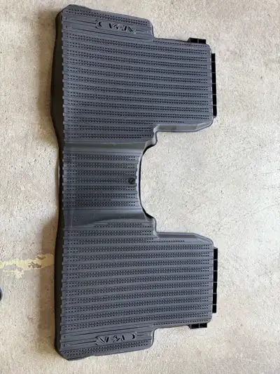 Used Honda CRV liners in very good condition for front and rear seats. compatible with 2017-2021 mod...