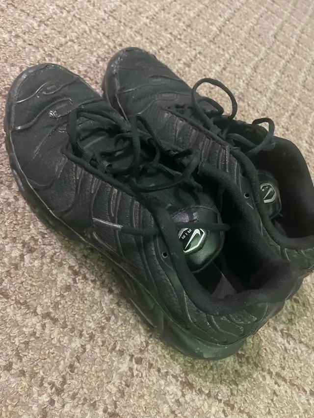 Used Nike TN’s in Men's Shoes in Kitchener / Waterloo - Image 3