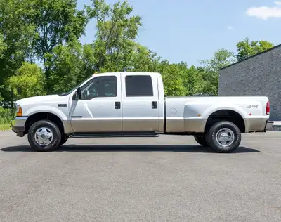 Hello! I am looking for a 1999-2003 Ford F350 with the 7.3L. Preferably crew cab duallie, 4x4. Littl...