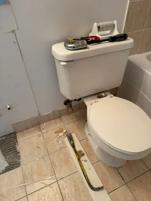 Local Plumber - ☎️/ 437 577 4432560187911439001606