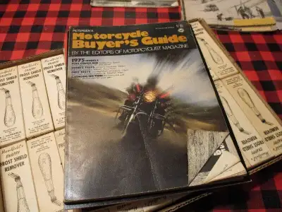 1975 PETERSEN'S MOTORCYCLE BUYER'S GUIDE $10.00 STREET DIRT TEST, View more