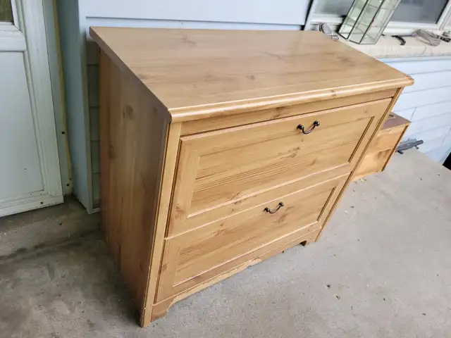 Dresser - OBO in Dressers & Wardrobes in City of Toronto - Image 4