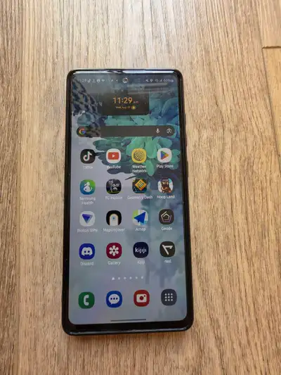 Samsung s20 fe phone , View more